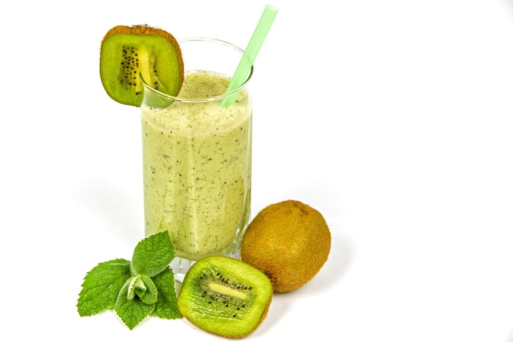 smoothie z kiwi